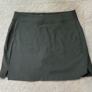 Sporty Pine Green Women's Skort